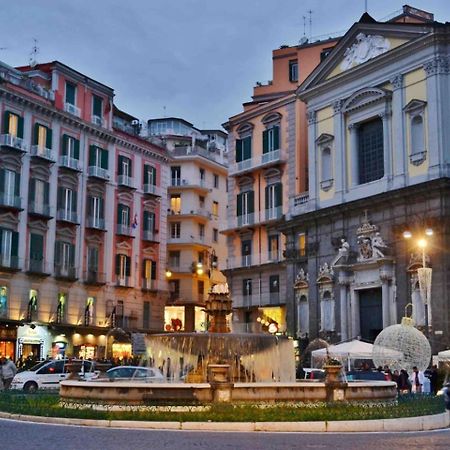 Traversa Toledo, Intero Appartamento Al Plebiscito Naples Luaran gambar