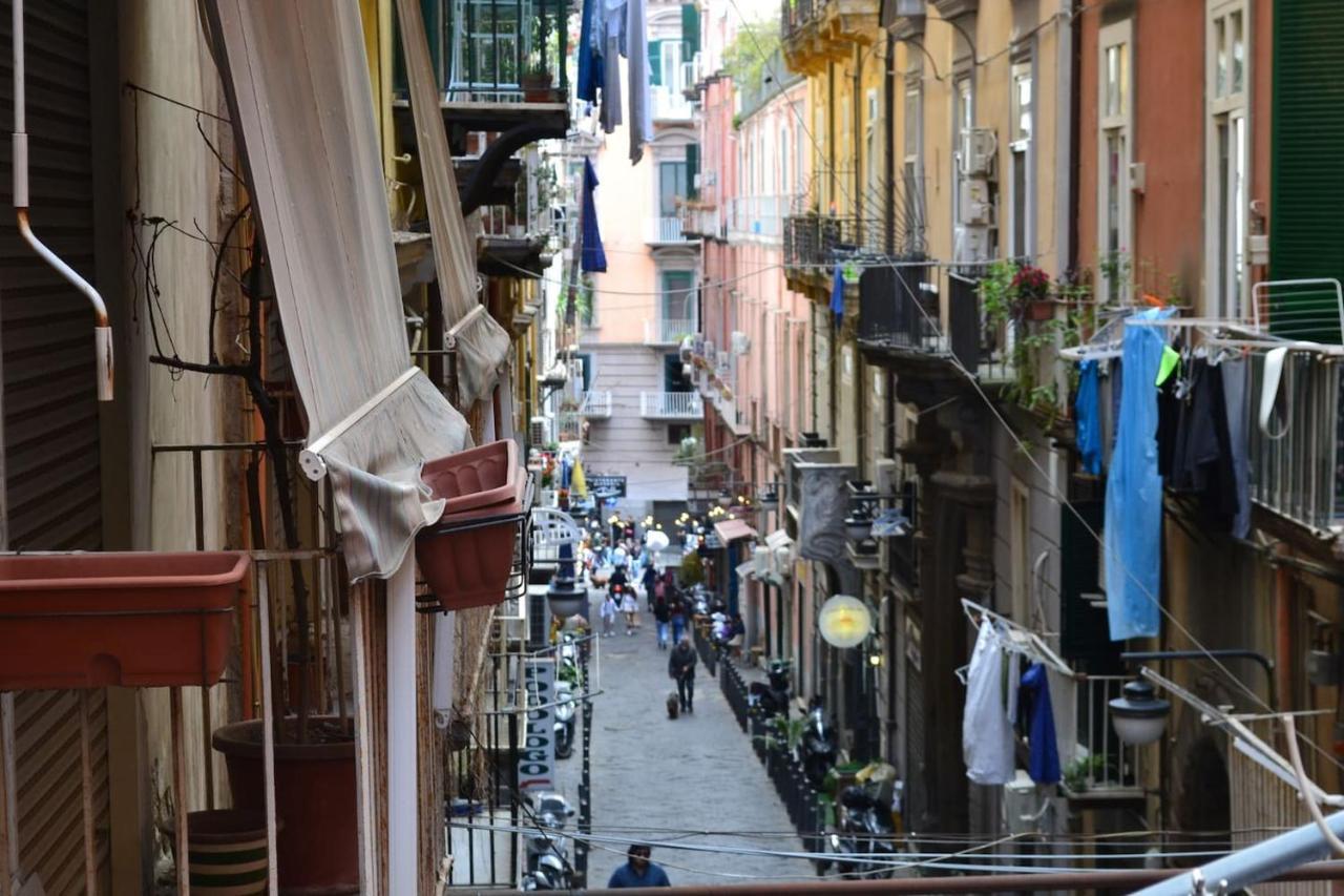 Traversa Toledo, Intero Appartamento Al Plebiscito Naples Luaran gambar