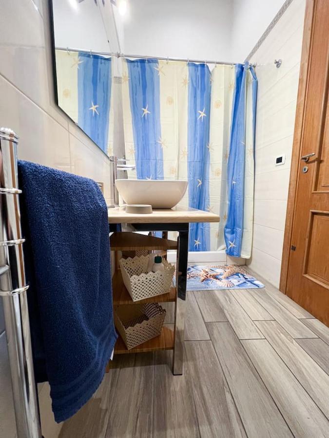 Traversa Toledo, Intero Appartamento Al Plebiscito Naples Luaran gambar